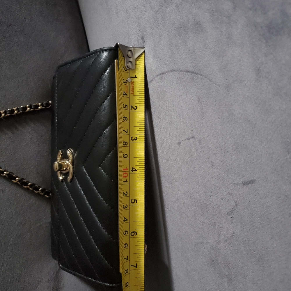 Authentic Chanel Soft Caviar handbag - Picture 7 of 8